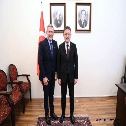 MHP MERSİN MİLLETVEKİLİ DR. LEVENT UYSAL, TARIM VE ORMAN BAKANI YUMAKLI İLE GÖRÜŞTÜ