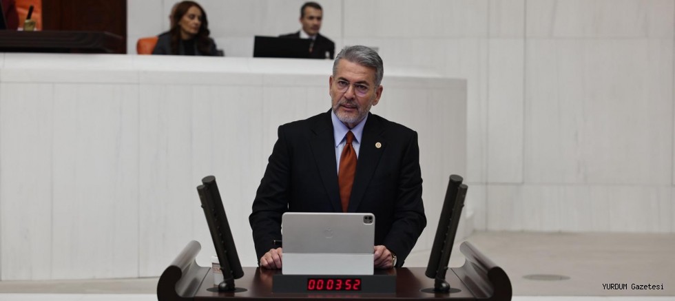 MHP MERSİN MİLLETVEKİLİ VE MYK ÜYESİ DR. LEVENT UYSAL 29 EKİM CUMHURİYET BAYRAMI’NI KUTLADI